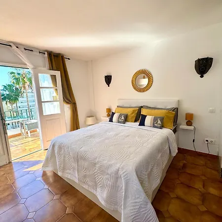 Buenavista Torviscas Апартаменти *