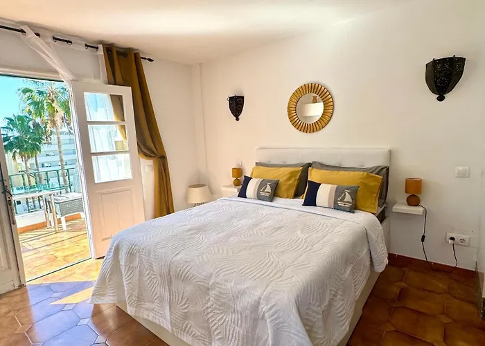 Buenavista Torviscas Апартаменти *