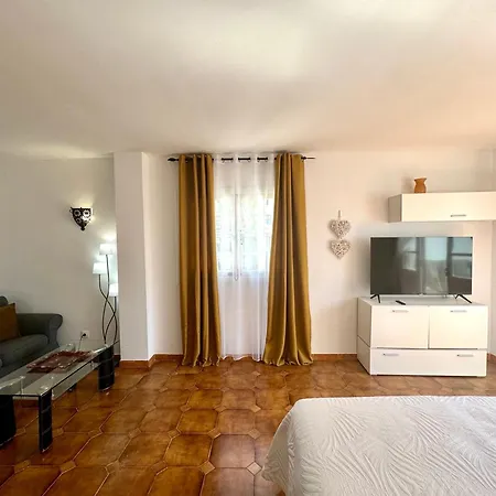 Апартаменти Buenavista Torviscas Адехе